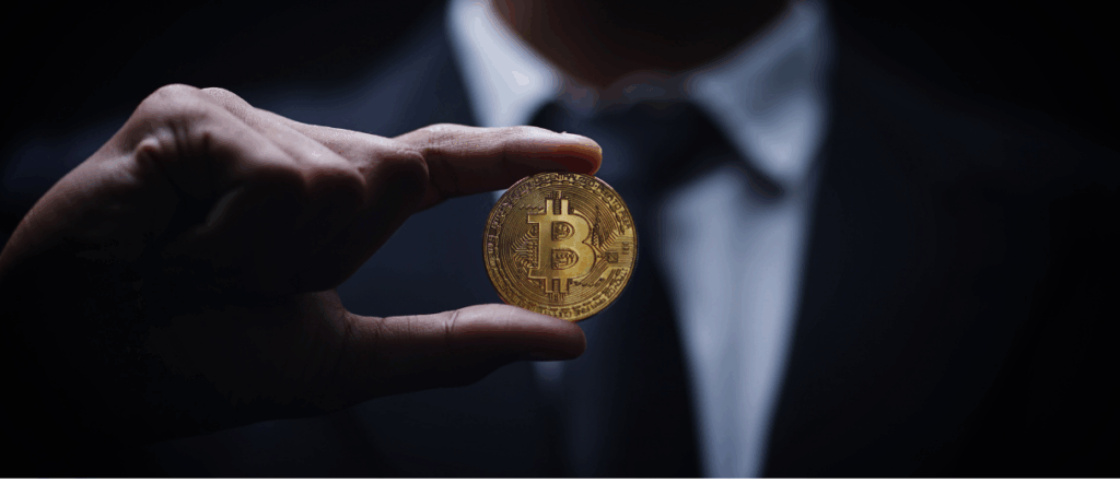 Network token remaining stable while underlying payment cards update behind it, illustrating Token Lifecycle Management continuity.